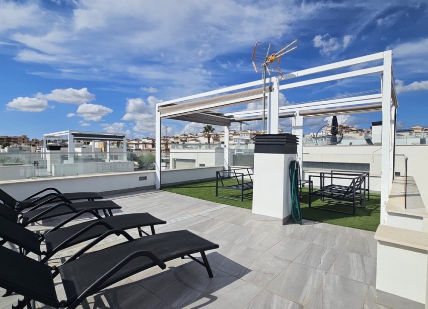 Reventa - Villa / Casa - Orihuela Costa - Villamartín