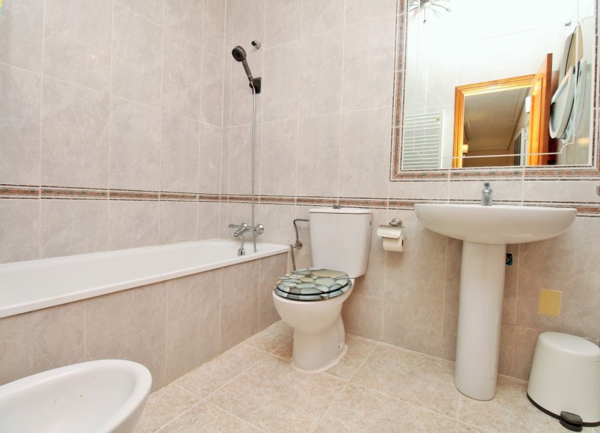 Reventa - Villa / Casa - Orihuela Costa - Villamartín