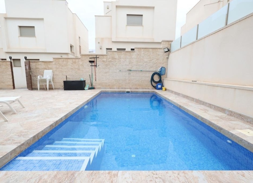 Reventa - Villa / Casa - Orihuela Costa - Villamartín