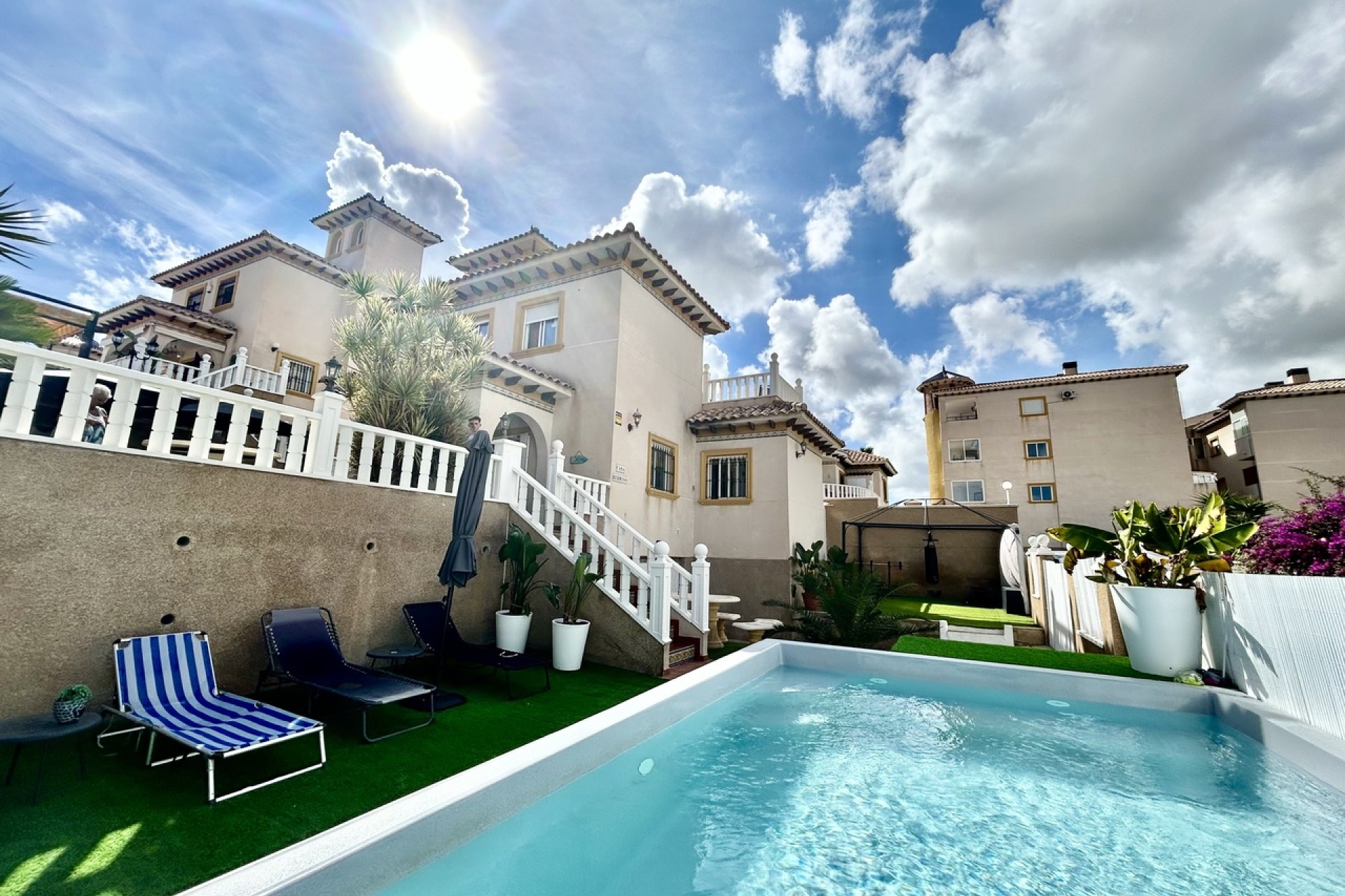 Reventa - Villa / Casa - Orihuela Costa - Villamartín
