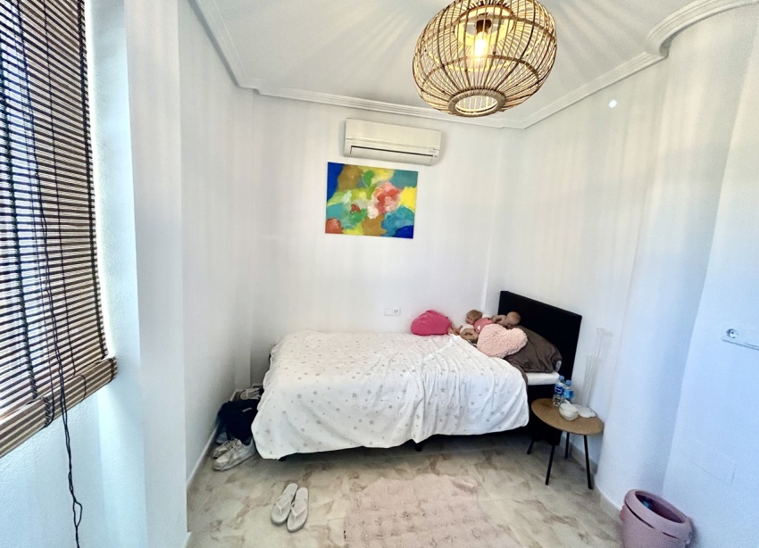 Reventa - Villa / Casa - Orihuela Costa - Villamartín