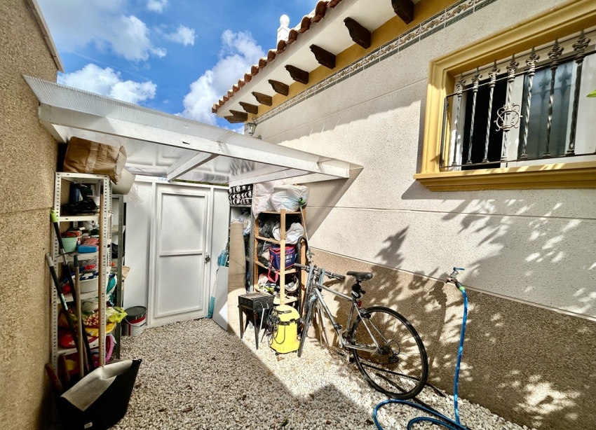 Reventa - Villa / Casa - Orihuela Costa - Villamartín