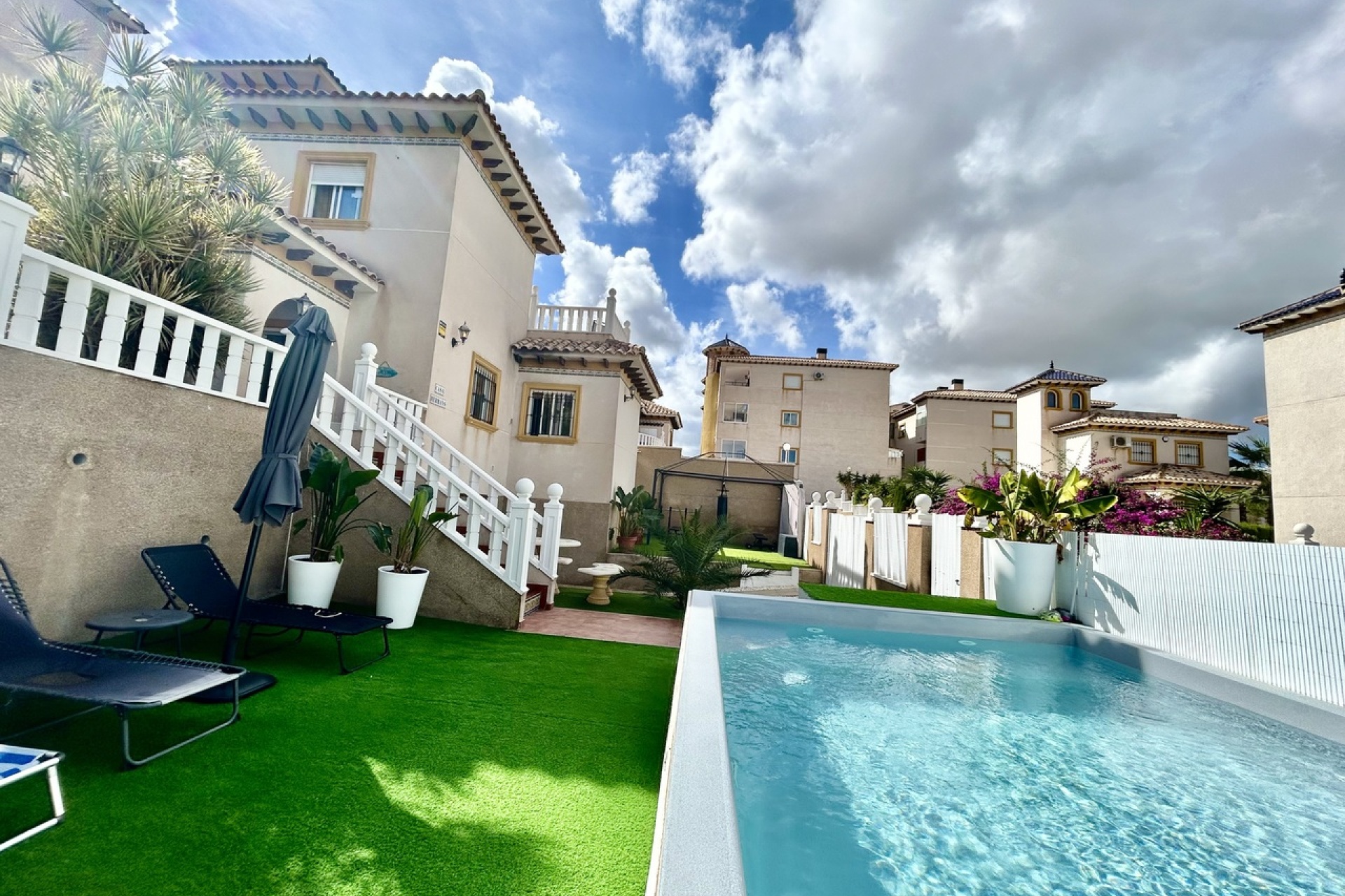 Reventa - Villa / Casa - Orihuela Costa - Villamartín