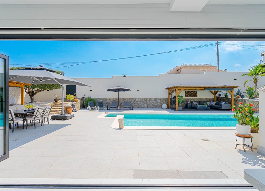 Reventa - Villa / Casa - Orihuela Costa - Villamartin