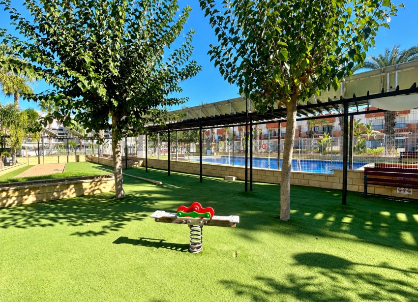 Reventa - Villa / Casa - Orihuela Costa - Villamartín