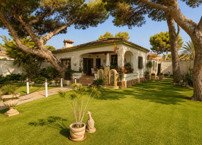 Reventa - Villa / Casa - Orihuela Costa