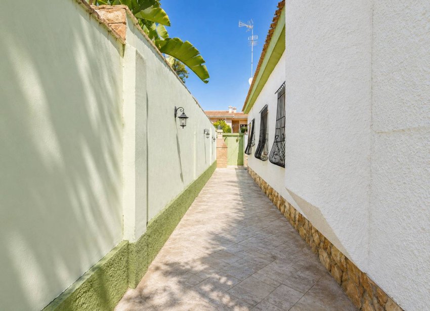Reventa - Villa / Casa - Orihuela Costa
