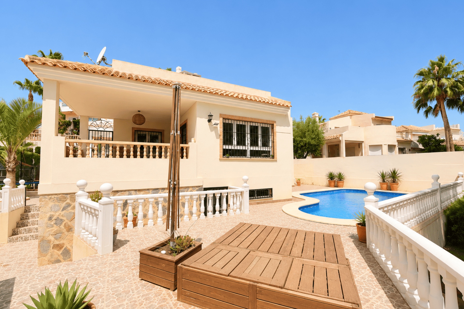 Reventa - Villa / Casa - Orihuela Costa