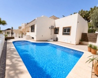 Reventa - Villa / Casa - Orihuela Costa
