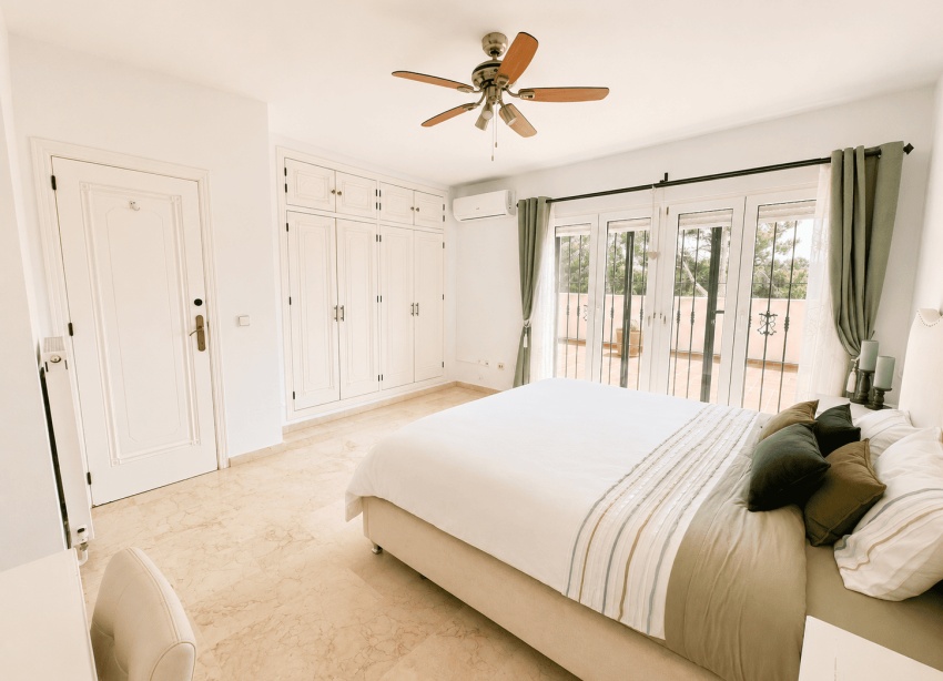Reventa - Villa / Casa - Orihuela Costa