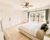 Reventa - Villa / Casa - Orihuela Costa