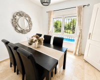 Reventa - Villa / Casa - Orihuela Costa