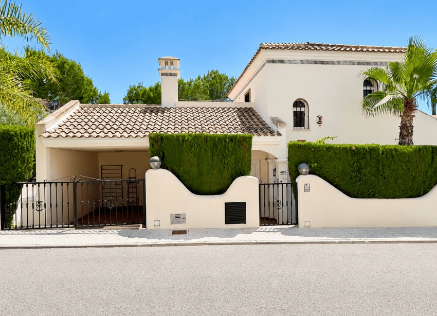 Reventa - Villa / Casa - Orihuela Costa
