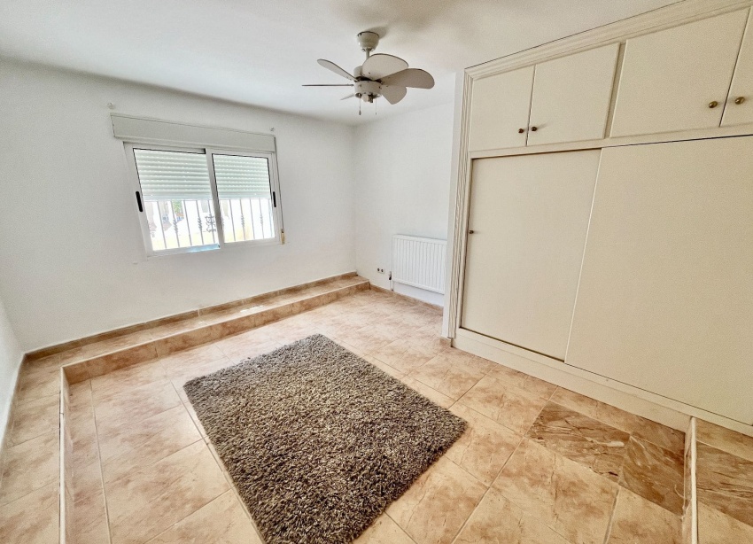 Reventa - Villa / Casa - Orihuela Costa
