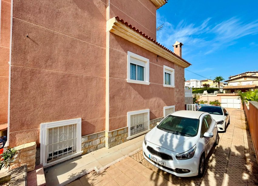Reventa - Villa / Casa - Orihuela - Los Balcones