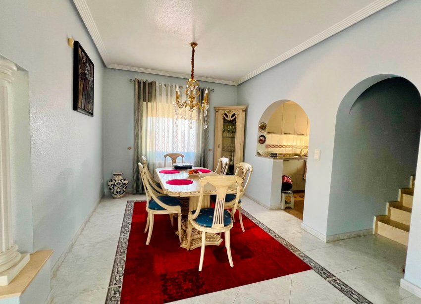 Reventa - Villa / Casa - Orihuela - Los Balcones