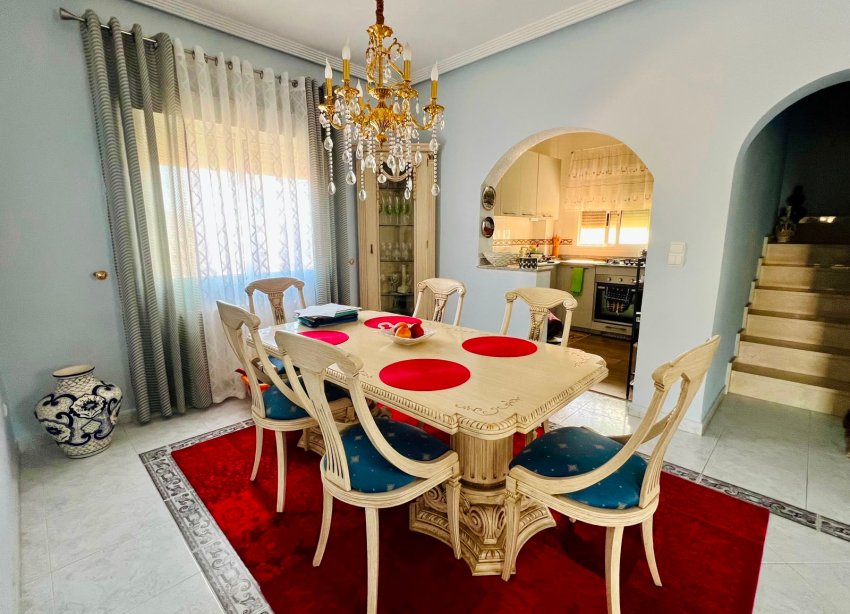 Reventa - Villa / Casa - Orihuela - Los Balcones