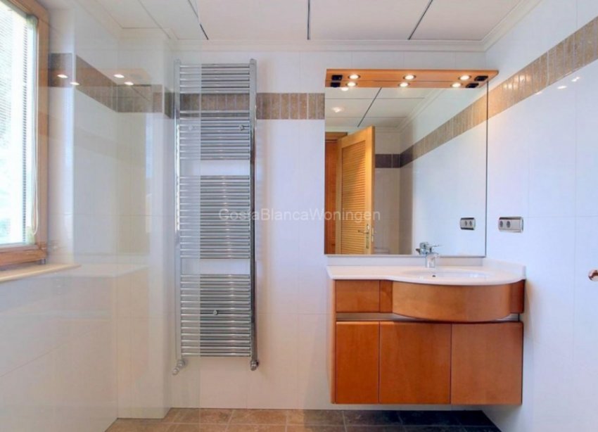 Reventa - Villa / Casa - Penàguila