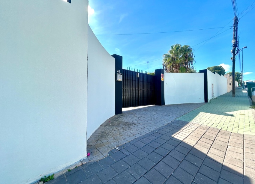 Reventa - Villa / Casa - Pilar de la Horadada - Pinar de Campoverde