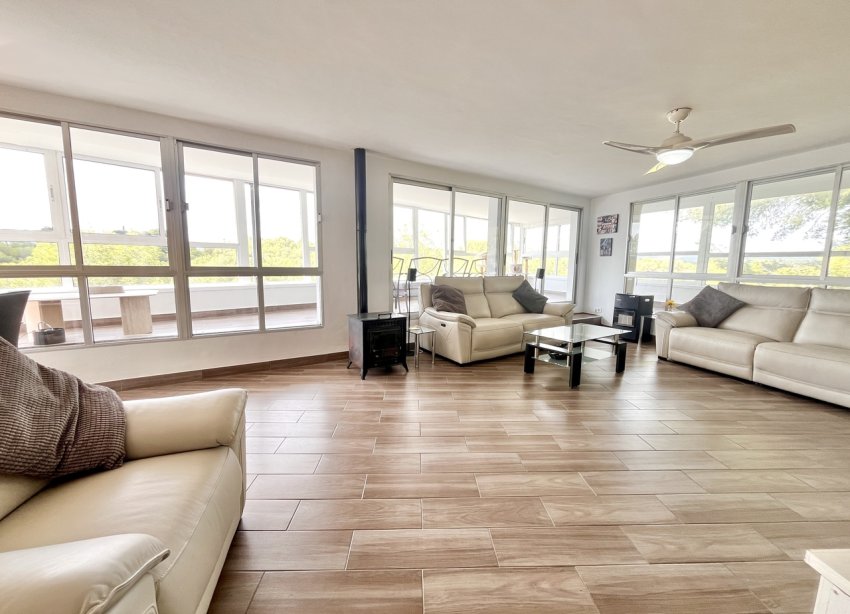 Reventa - Villa / Casa - Pinar de Campoverde