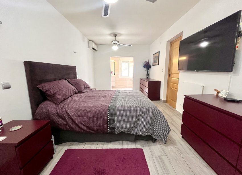 Reventa - Villa / Casa - Pinar de Campoverde