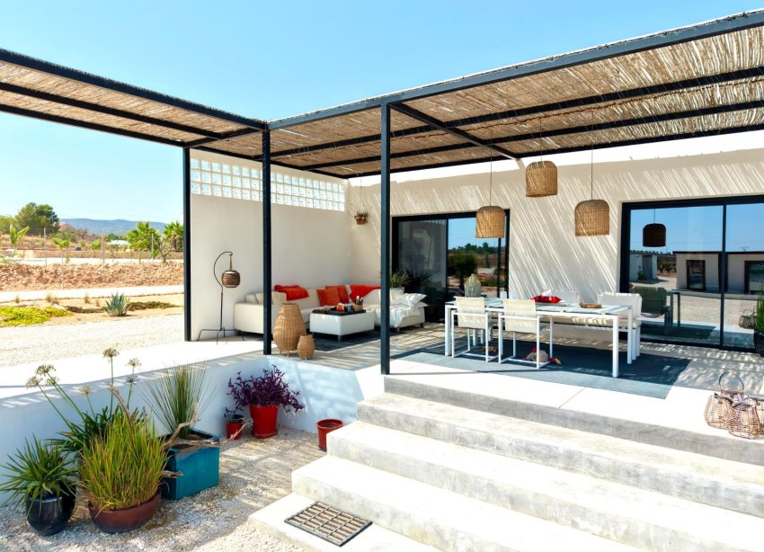 Reventa - Villa / Casa - Pinoso