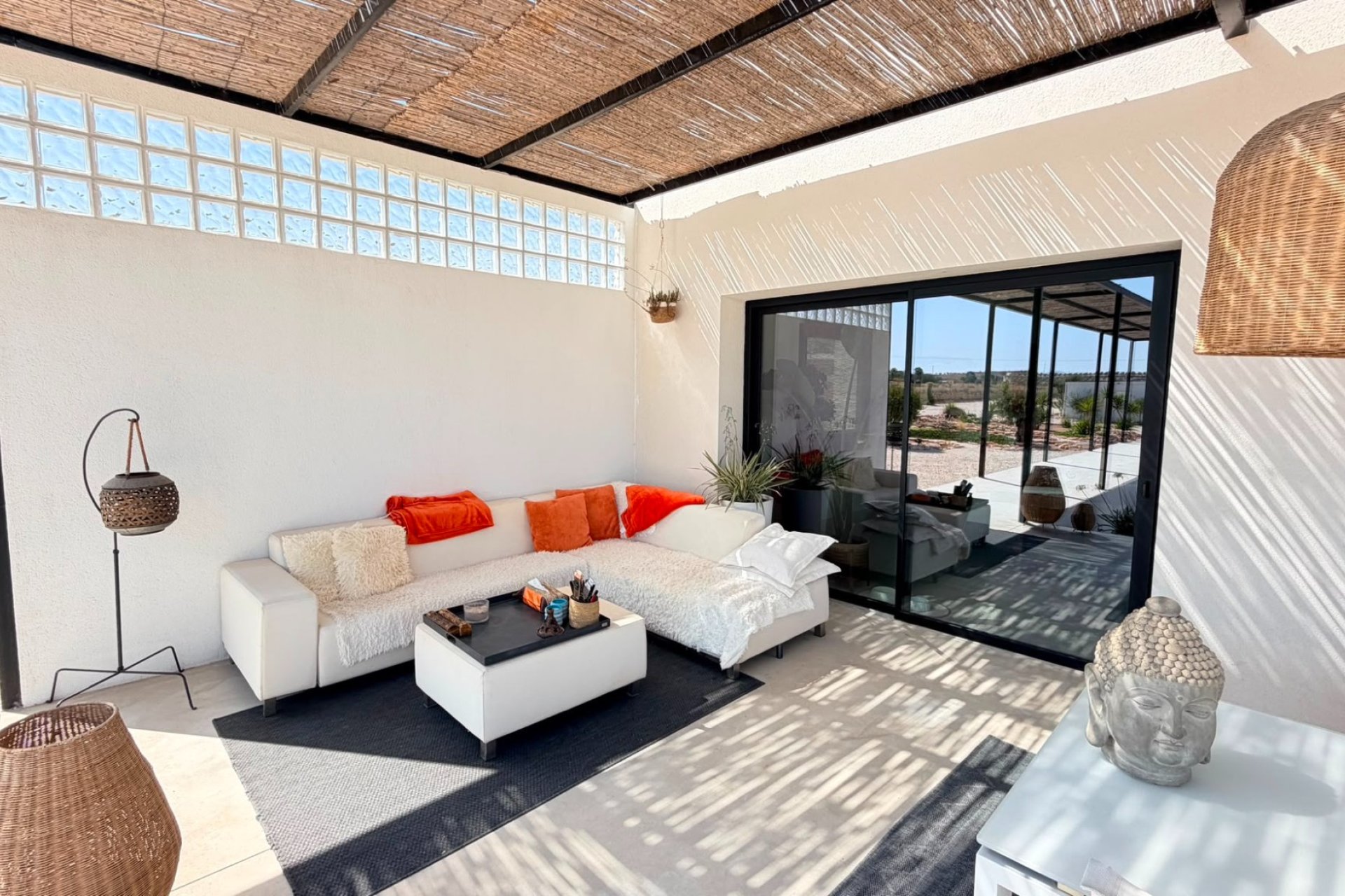 Reventa - Villa / Casa - Pinoso