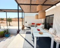 Reventa - Villa / Casa - Pinoso