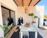 Reventa - Villa / Casa - Pinoso