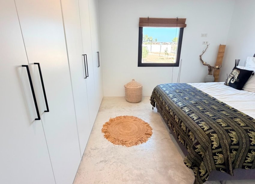 Reventa - Villa / Casa - Pinoso