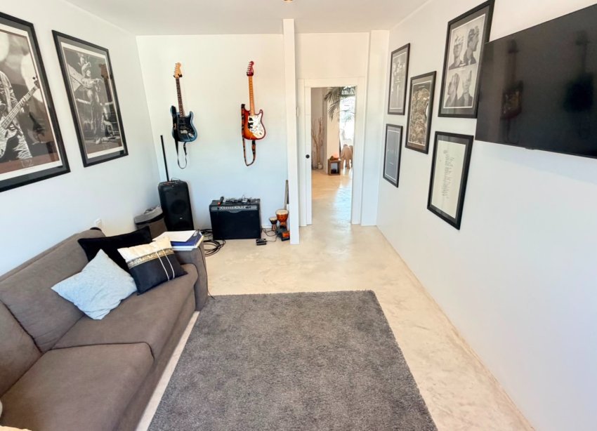 Reventa - Villa / Casa - Pinoso