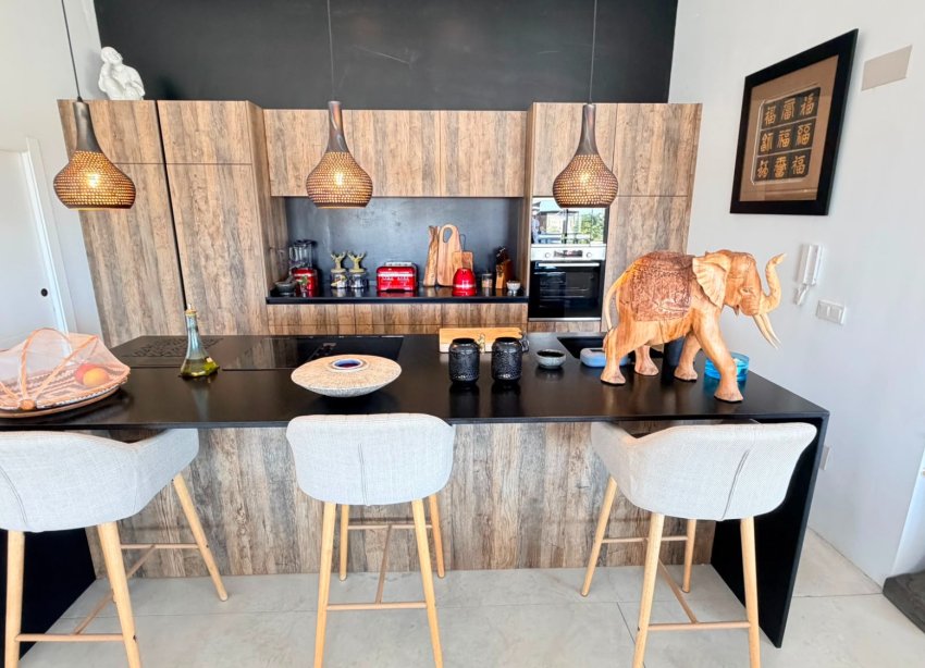 Reventa - Villa / Casa - Pinoso