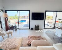Reventa - Villa / Casa - Pinoso