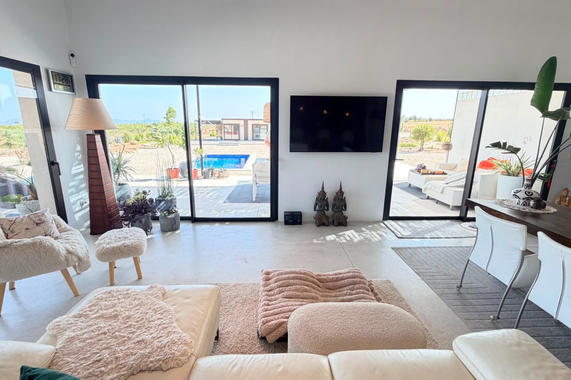 Reventa - Villa / Casa - Pinoso