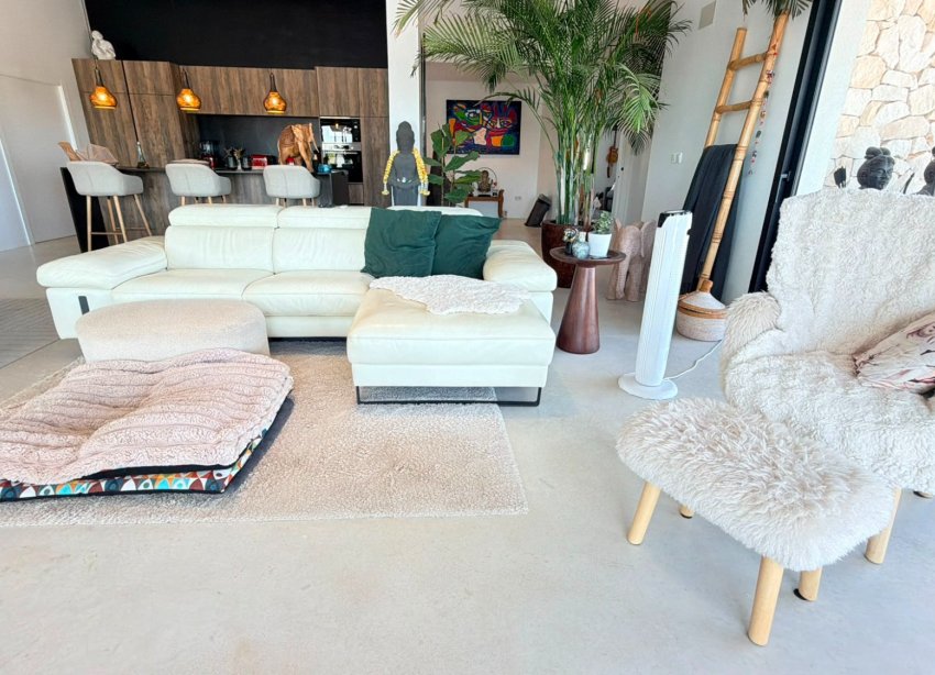 Reventa - Villa / Casa - Pinoso