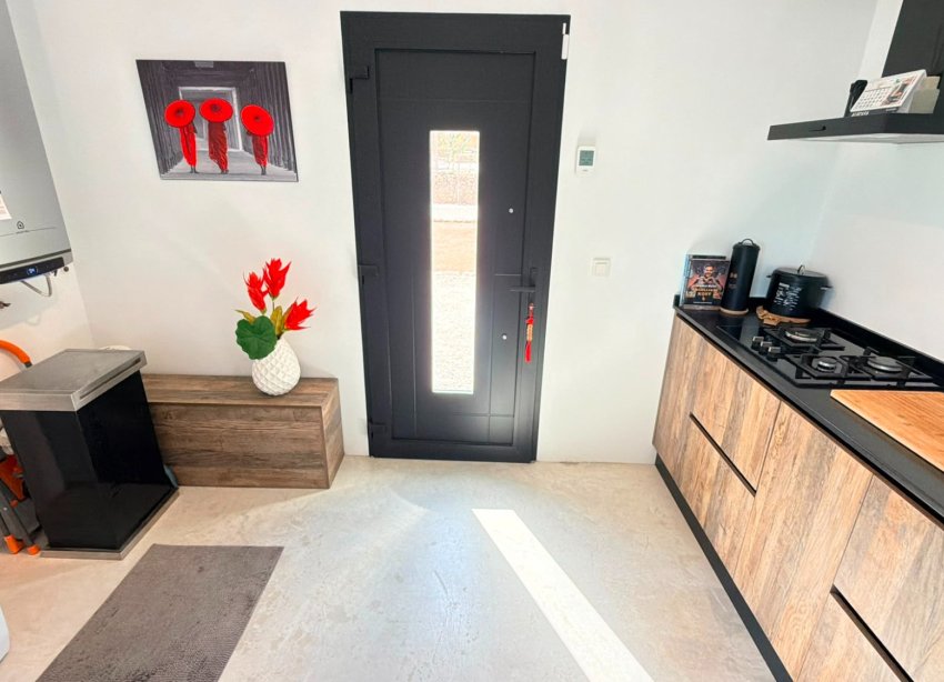 Reventa - Villa / Casa - Pinoso