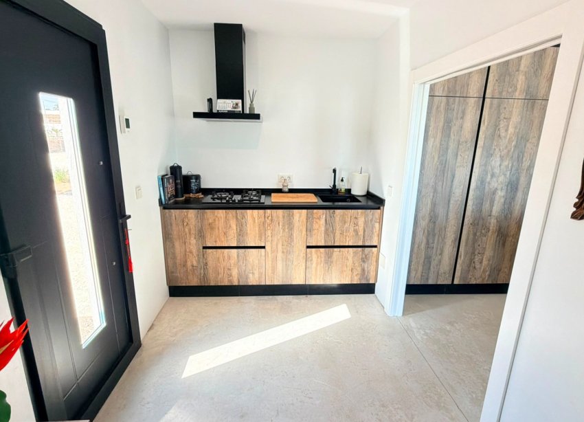 Reventa - Villa / Casa - Pinoso