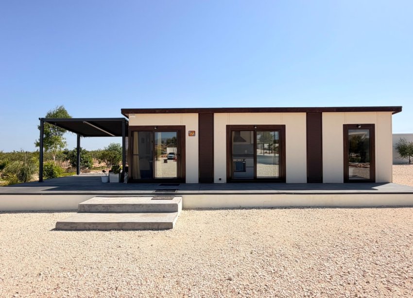 Reventa - Villa / Casa - Pinoso