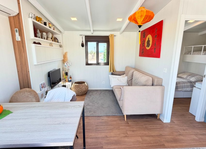Reventa - Villa / Casa - Pinoso