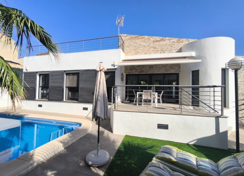 Reventa - Villa / Casa - Polop - Alberca