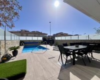 Reventa - Villa / Casa - Punta Prima