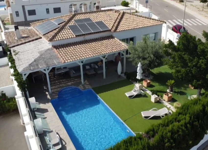 Reventa - Villa / Casa - San Fulgencio - El Oasis