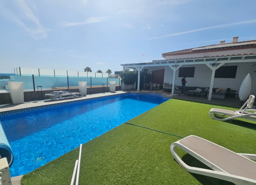 Reventa - Villa / Casa - San Fulgencio - El Oasis