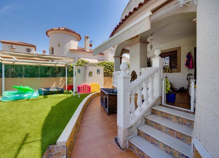 Reventa - Villa / Casa - San Fulgencio - La Marina