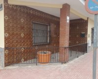 Reventa - Villa / Casa - San Isidro