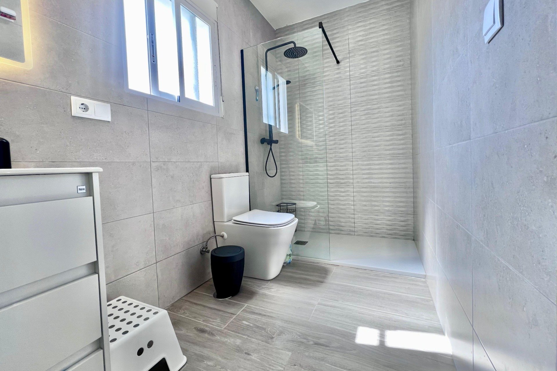 Reventa - Villa / Casa - San Miguel de Salinas - Las Filipinas