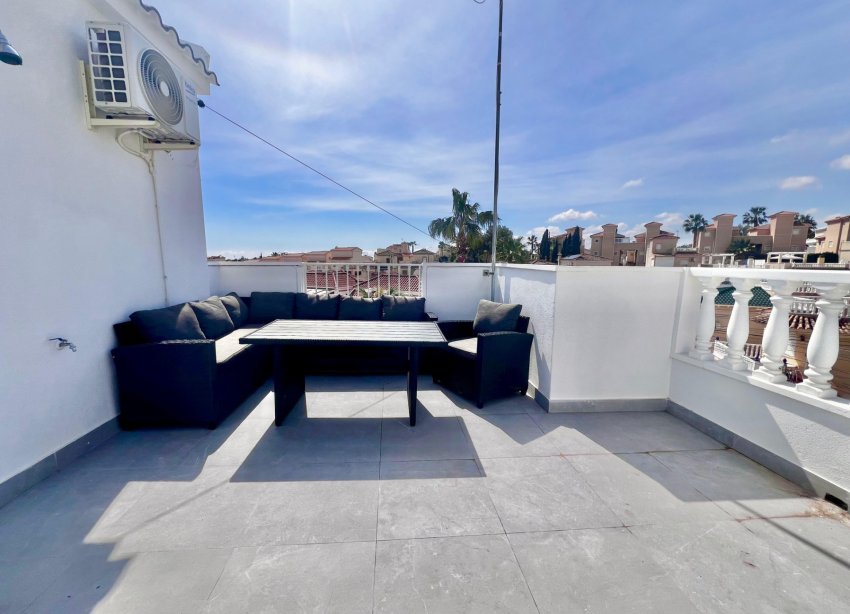 Reventa - Villa / Casa - San Miguel de Salinas - Las Filipinas