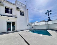 Reventa - Villa / Casa - San Miguel de Salinas - Las Filipinas