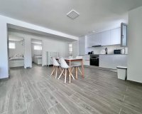Reventa - Villa / Casa - San Miguel de Salinas - Las Filipinas