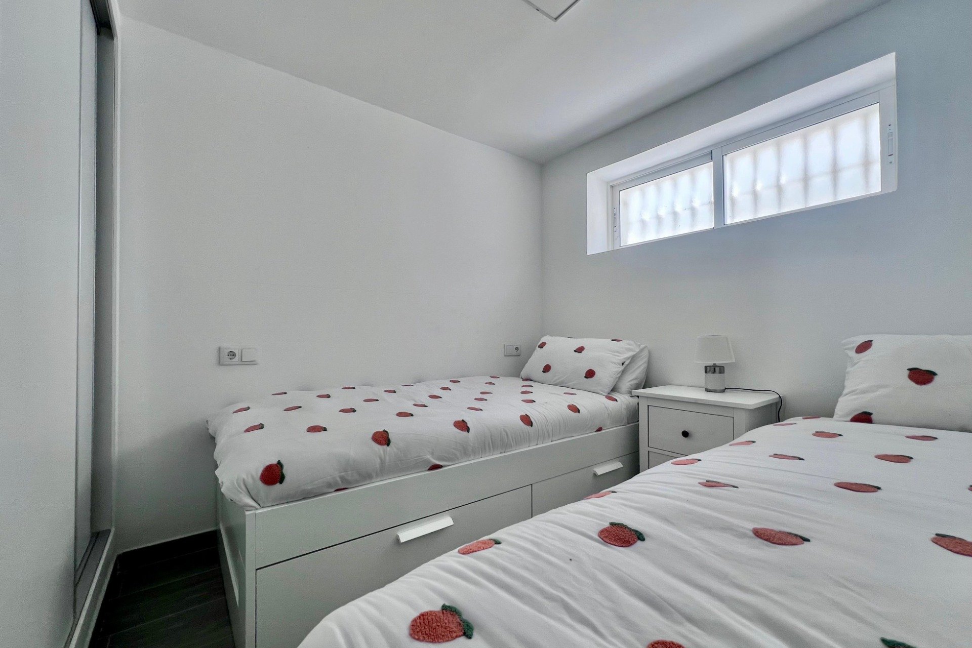 Reventa - Villa / Casa - San Miguel de Salinas - Las Filipinas